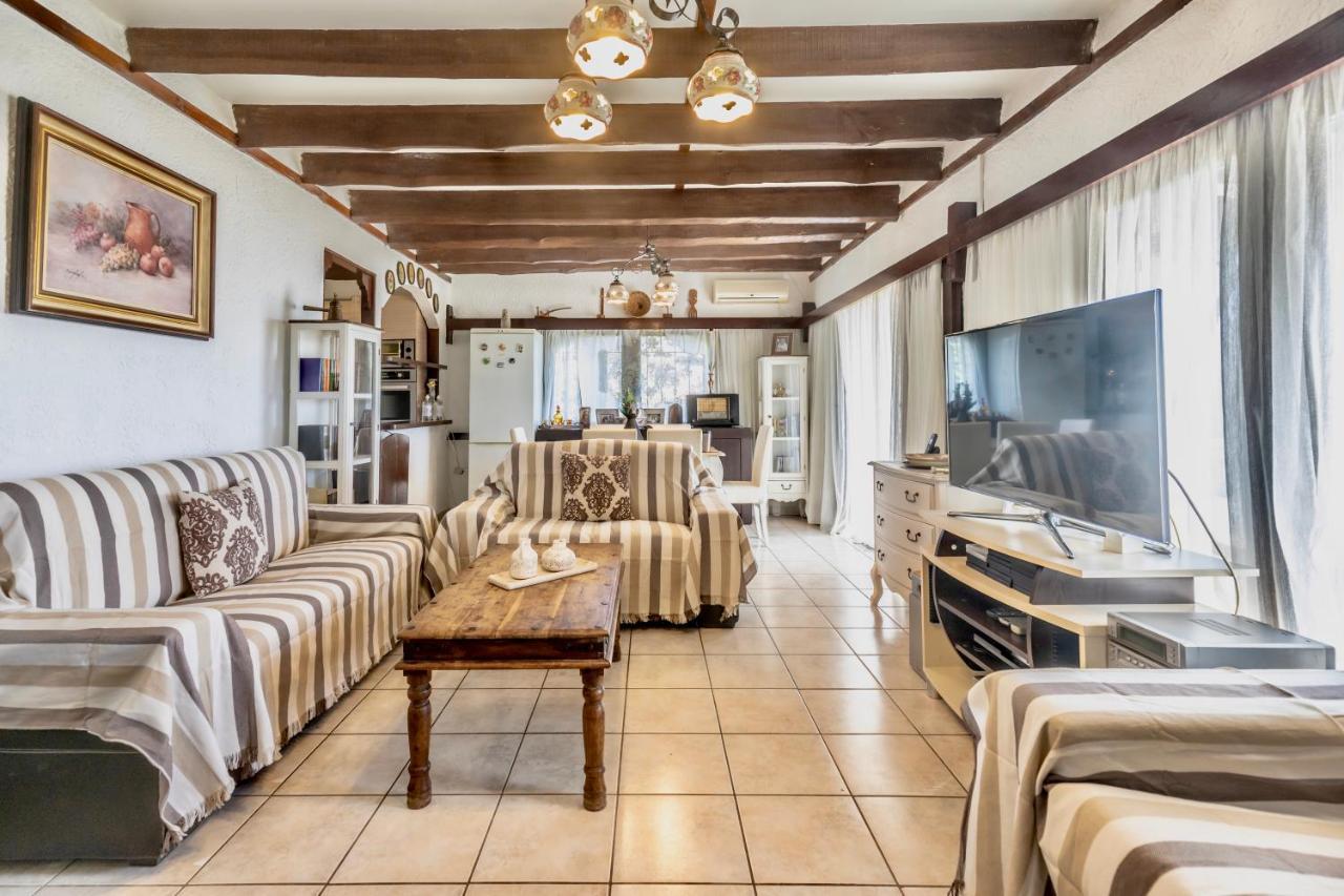 Lygaria Seaview Home ลิกาเรีย ภายนอก รูปภาพ